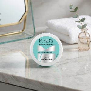 Pond's Light Moisturiser (50ml)